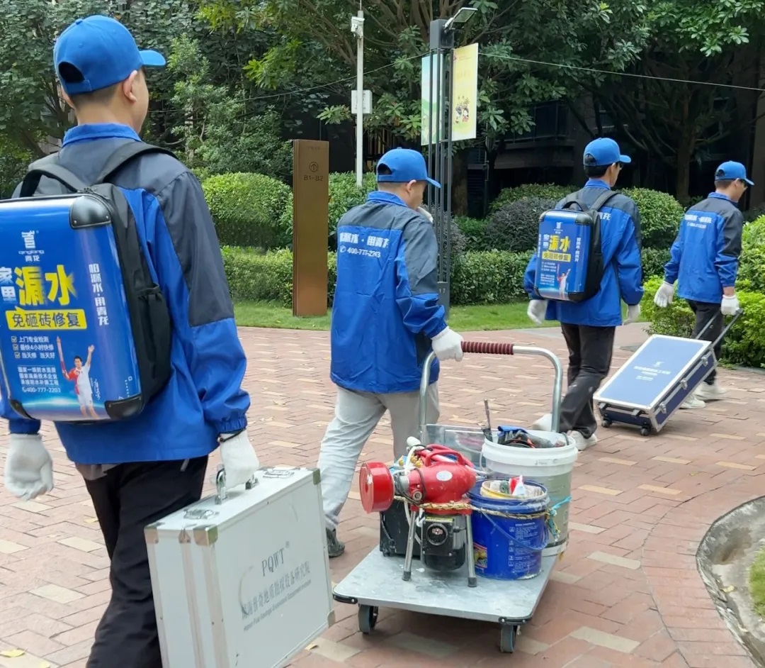 還在卷白領？現(xiàn)在真正高收入的，反而是這群“干臟活”的人